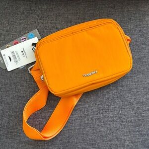 Baggallini Orange Belt Bag Compact and Eye-Catching